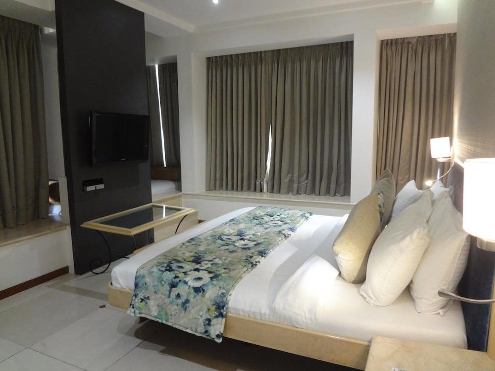 Hotel Suncity Apollo - Gateway Of India Mumbai Ngoại thất bức ảnh