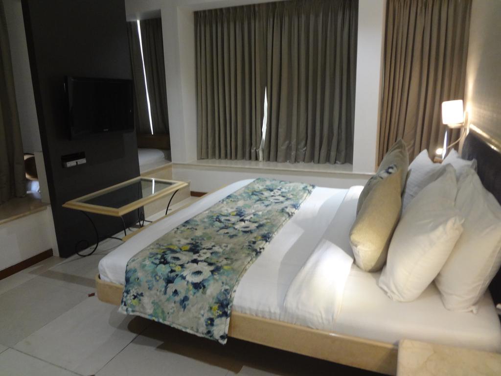 Hotel Suncity Apollo - Gateway Of India Mumbai Ngoại thất bức ảnh
